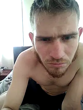 Snapshot of hgtrok chatting on December 17, 8:37 pm hgtrok online show from December 17, 8:37 pm