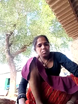 Snapshot of Hot-honi chatting on September 9, 2:33 am Hot-honi online show from September 9, 2:33 am