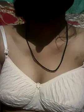 Snapshot of Krishma_sexy1 chatting on September 24, 11:46 am Krishma sexy1 online show from September 24, 11:46 am