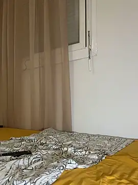 Snapshot of Merousexy282828 chatting on October 4, 4:49 pm Merousexy282828 online show from October 4, 4:49 pm