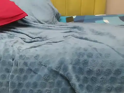 MissP11 online show from December 1, 4:45 pm