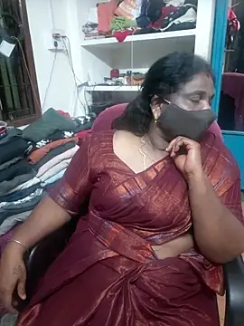 Snapshot of Tamil_Kavitha10 chatting on April 18, 8:09 pm Tamil Kavitha10 online show from April 18, 8:09 pm