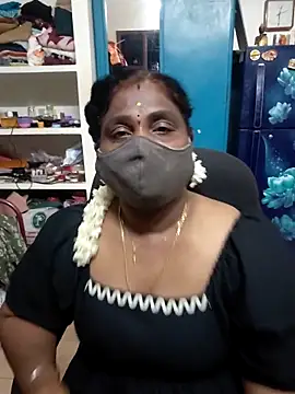 Snapshot of Tamil_Kavitha10 chatting on April 30, 7:42 pm Tamil Kavitha10 online show from April 30, 7:42 pm