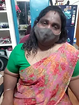 Snapshot of Tamil_Kavitha10 chatting on May 3, 4:13 pm Tamil Kavitha10 online show from May 3, 4:13 pm
