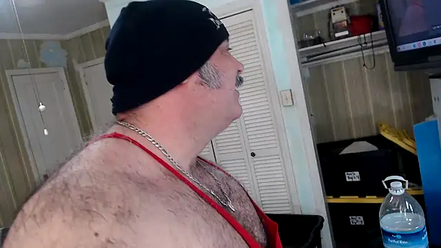 bullmusclejoe online show from April 12, 5:29 pm