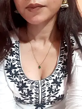 siya rani67 online show from April 18, 7:07 pm