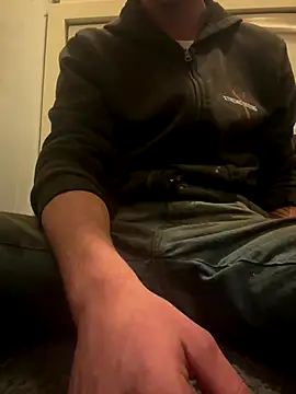 Snapshot of 420boy__ chatting on October 24, 4:47 pm 420boy online show from October 24, 4:47 pm