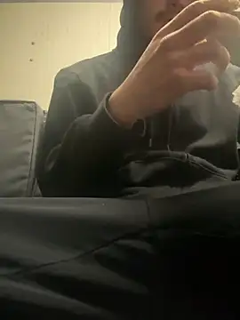 Snapshot of 420boy__ chatting on October 30, 8:09 pm 420boy online show from October 30, 8:09 pm