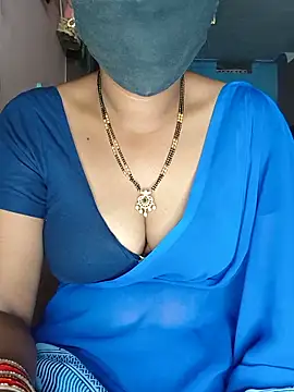 Snapshot of SindhuHappy chatting on June 27, 11:43 pm SindhuHappy online show from June 27, 11:43 pm