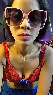 royeoy22 online show from February 18, 10:00 am