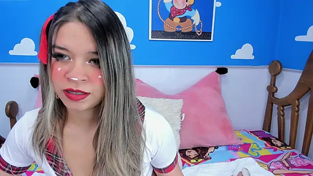 miss  evolet online show from November 24, 11:10 am