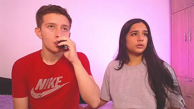 mae nathan  online show from September 9, 2:05 pm