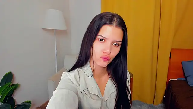 JoCauterucci online show from November 11, 6:46 am