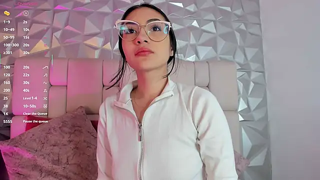 aylin rousse online show from January 8, 11:56 am