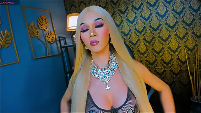 BelindaAbundance online show from December 2, 3:45 am