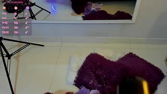 Mia Valentine  online show from February 23, 9:12 pm