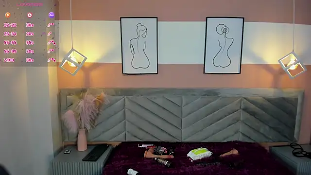 Mia Valentine  online show from February 24, 8:07 pm