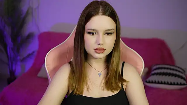 Snapshot of MilanaMoons chatting on September 26, 11:14 am MilanaMoons online show from September 26, 11:14 am