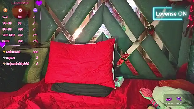 saraah queen1 online show from February 15, 7:51 am