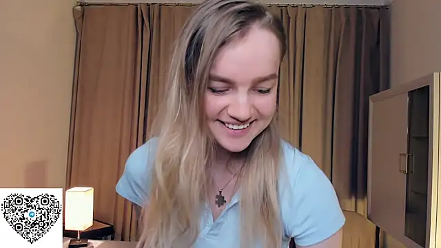 Snapshot of KerenFurguson chatting on October 10, 7:35 pm KerenFurguson online show from October 10, 7:35 pm
