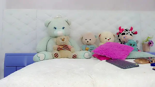 hanna sweett34 online show from November 12, 5:13 pm