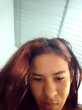 Snapshot of dali0420 chatting on October 7, 11:18 am dali0420 online show from October 7, 11:18 am