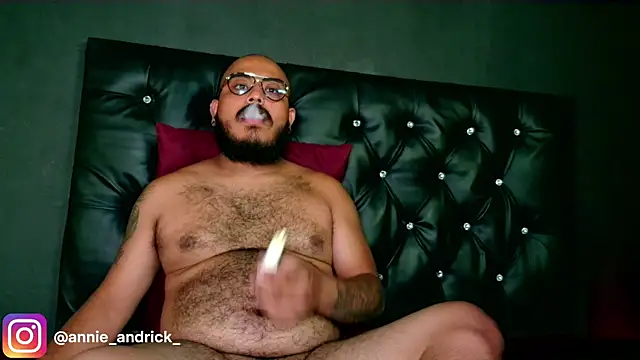  leda swan  online show from December 19, 1:29 pm