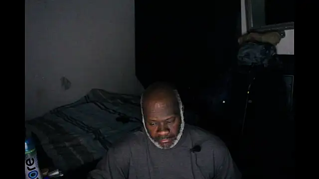 Snapshot of jamalcarter chatting on December 23, 8:45 am jamalcarter online show from December 23, 8:45 am