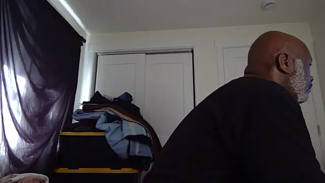 Snapshot of jamalcarter chatting on May 17, 11:34 pm jamalcarter online show from May 17, 11:34 pm