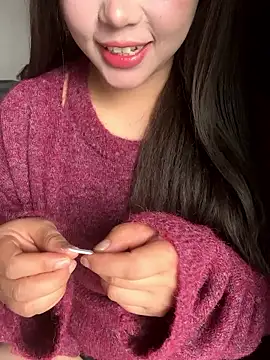 SarahBeii online show from January 14, 4:40 am