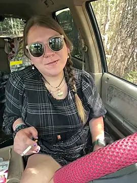 Snapshot of adventuresinsky chatting on September 12, 6:19 pm adventuresinsky online show from September 12, 6:19 pm