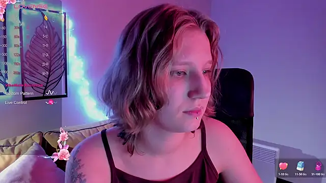 Hailey Foxy online show from November 15, 9:17 am