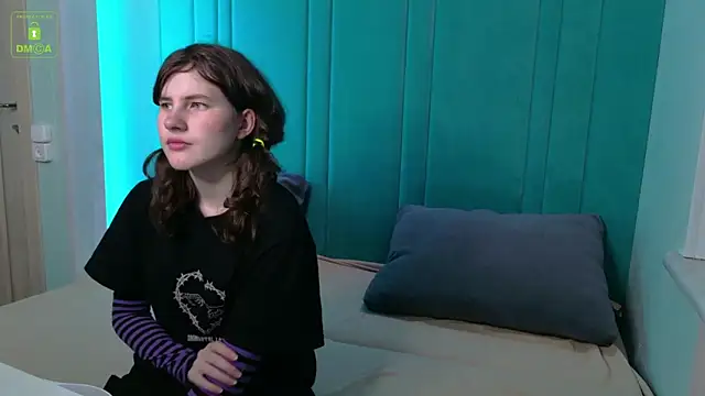 Snapshot of ViviaraNGendy chatting on September 20, 3:57 pm ViviaraNGendy online show from September 20, 3:57 pm