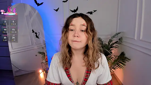 Lina Glow online show from October 31, 6:58 am