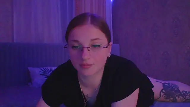 Star Girlish online show from November 12, 9:36 pm