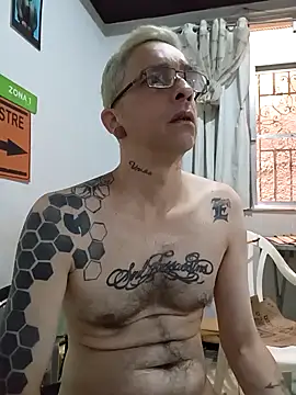 dinho carioca online show from January 16, 1:37 pm