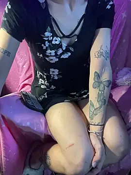 d3luluxx online show from November 5, 4:29 pm