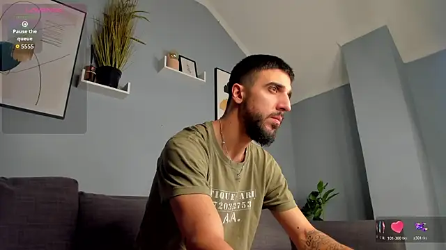 Zeyn Edwards online show from November 20, 6:02 am