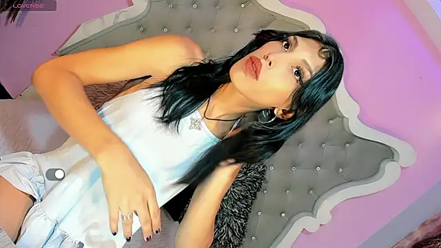 Snapshot of Honey_Moontsts chatting on May 13, 11:51 am Honey Moontsts online show from May 13, 11:51 am