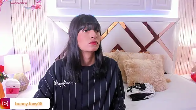 foxybunny online show from April 13, 1:27 pm