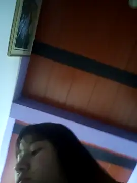 Snapshot of Zulema_R1 chatting on June 22, 11:13 pm Zulema R1 online show from June 22, 11:13 pm