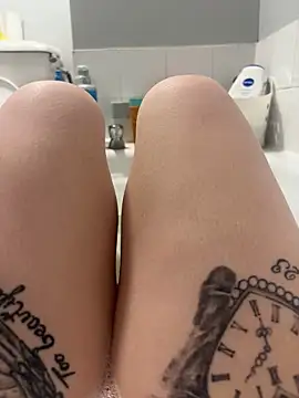 Snapshot of ChelseaSummerr chatting on October 24, 6:37 pm ChelseaSummerr online show from October 24, 6:37 pm