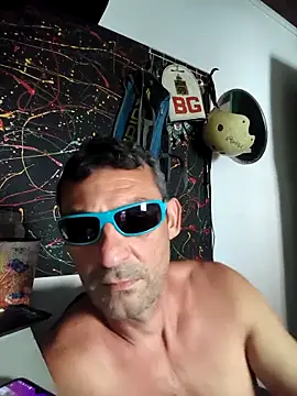 Snapshot of Tijucanodisponivel chatting on September 29, 6:13 pm Tijucanodisponivel online show from September 29, 6:13 pm