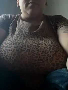 bruna438 online show from November 29, 10:02 pm