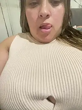 bruna438 online show from March 27, 11:54 am