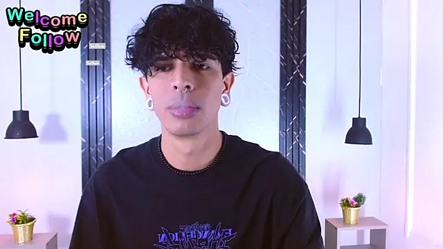 Franvill Trato online show from September 23, 7:17 pm