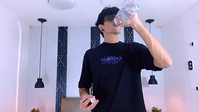 Franvill Trato online show from November 26, 7:26 pm