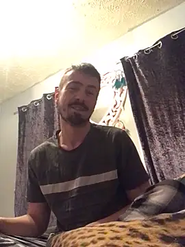 Snapshot of jaycoy22 chatting on April 27, 9:35 pm jaycoy22 online show from April 27, 9:35 pm