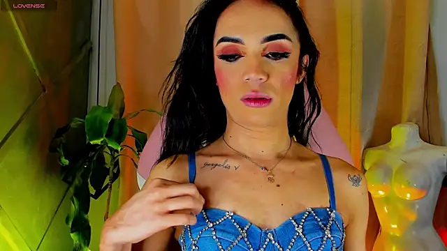 Snapshot of Cristal_Gem1 chatting on July 17, 5:36 am Cristal Gem1 online show from July 17, 5:36 am