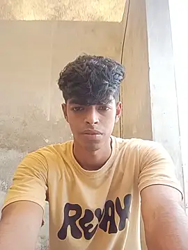 Snapshot of monster_33 chatting on July 1, 12:29 pm monster 33 online show from July 1, 12:29 pm